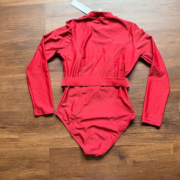 Nicole Miller Brick Red Long Sleeve Bodysuit with Zipper NWT - Picture 3 of 9